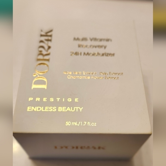 NIB-Multi-Vitamin Recovery 24H Moisturizer-Skincare - Picture 5 of 6